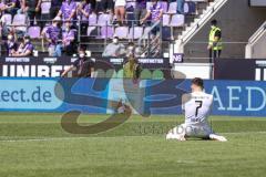 Relegation 2 - VfL Osnabrück - FC Ingolstadt 04 - Tor Chance verpasst, Dennis Eckert Ayensa (7, FCI) ärgert sich