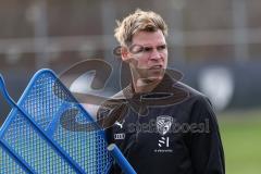 3. Liga; FC Ingolstadt 04 - Trainingsauftakt im Audi Sportpark, Trainingsgelände; Simon Lorenz (32, FCI)