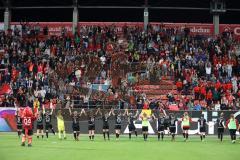 DFB - Pokal - Frauen - Saison 2022/2023 - FC Ingolstadt 04 -  FC Bayern München - Nach dem Spiel - Die Spielerinnen bedanken sich bei den Fans - Foto: Meyer Jürgen