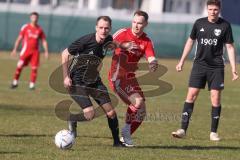 Kreisklasse - Saison 2024/25- Türkisch SV Ingolstadt - TSV Gaimersheim II - Nikita Müller rot Türkisch - Carlo Leilich schwarz Gaimersheim - Foto: Meyer Jürgen