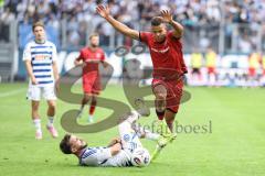 3. Liga; MSV Duisburg - FC Ingolstadt 04; Zweikampf Kampf um den Ball Marcel Costly (22, FCI) Coskun Can (27 MSV)