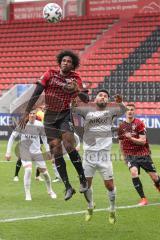 3. Liga - Fußball - FC Ingolstadt 04 - SV Meppen - Ecke Kopfball, Francisco Da Silva Caiuby (13, FCI) Amin Hassan (7  Meppen)