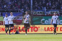 2.BL; Holstein Kiel - FC Ingolstadt 04 - Tor 1:0 für Kiel, hängende Köpfe, Stefan Kutschke (30, FCI) Filip Bilbija (35, FCI) Visar Musliu (16, FCI) Rico Preißinger (6, FCI)