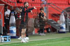3. Liga; FC Ingolstadt 04 - Erzgebirge Aue; an der Seitenlinie, Spielerbank Co-Trainer Fabian Reichler (FCI)