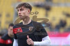 3. Liga; Dynamo Dresden - FC Ingolstadt 04; vor dem Spiel Elias Decker (3, FCI)