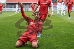 3. Liga; FC Ingolstadt 04 - SV Waldhof Mannheim; Tor Jubel Treffer Yann Sturm (7, FCI) 1:0 Führung