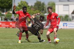 Bezirksliga - Saison 2024/25- TSV Gaimersheim - FC Fatih Ingolstadt - Hakan Düzgün (Nr.25 - TSV Gaimersheim) - Boubacarr Saho rot Fatih links - Erdogan Nasufaj rot Fatih - Foto: Meyer Jürgen