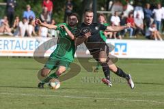 BZL - Oberbayern Nord - SV Manching - TSV Jetzendorf - Benedikt Vollnhals (#9 Manching) schwarz - Wojciech Swierkosz grün Jetzendorf - Foto: Jürgen Meyer