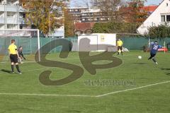 Kreisliga - Saison 2022/2023 - Türk.SV Ingolstadt - SV Menning - Der 1:1 Ausgleichstreffer per Elfmeter durch Fabian Neumayer blau Menning - Bilal Gürle Torwart Türk SV - jubel - Foto: Meyer Jürgen