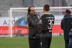 2.BL; FC Ingolstadt 04 - SG Dynamo Dresden; Sieg Jubel Freude nach dem Spiel 3:0, Cheftrainer Rüdiger Rehm (FCI) Filip Bilbija (35, FCI)