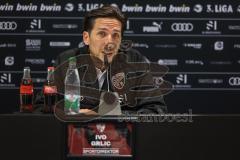 3. Liga; FC Ingolstadt 04 - Neue Trainerin, Pressekonferenz, Cheftrainerin Sabrina Wittman (FCI) Sportdirektor Ivica Grlic  (FCI) im Interview