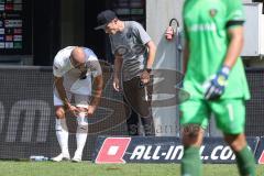 2.BL; Dynamo Dresden - FC Ingolstadt 04, Einwechslung Nico Antonitsch (5, FCI) Cheftrainer Roberto Pätzold (FCI)