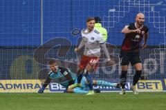 2.BL; Hamburger SV - FC Ingolstadt 04; Torwart Fabijan Buntic (24, FCI) Kittel Sonny (10 HSV) Nico Antonitsch (5, FCI)