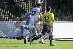 Kreisliga - Saison 2022/2023 - TSV Gaimersheim - FC Hitzhofen/Oberzell - Jan Witek weiss Gaimersheim mit einer Torchance - Stefan Seitz Torwart Hitzhofen - Foto: Meyer Jürgen