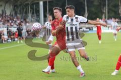 Toto Pokal; FC Memmingen - FC Ingolstadt 04, 2. Runde; Zweikampf Kampf um den Ball Emre Gül (5, FCI) David Remiger (14 FCM)