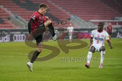3. Liga - FC Ingolstadt 04 - Hallescher FC - Dennis Eckert Ayensa (7, FCI) Manu Braydon (28 Halle)