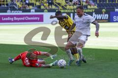 3. Fußball-Liga - Saison 2022/2023 - Borussia Dortmund II - FC Ingolstadt 04 - Patrick Schmidt (Nr.9 - FCI) wird durch Torwart Unbehaun Luca (Nr.38 - Borussia Dortmund II) gefoult und es gibt Elfmeter - Foto: Meyer Jürgen