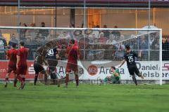 Toto Pokal; FC Sportfreunde Schwaig - FC Ingolstadt 04; Elfmeter Torwart Kai Eisele (25, FCI) Ausgleich 1:1 Tor Jubel Treffer Ascher, Raffael (9)