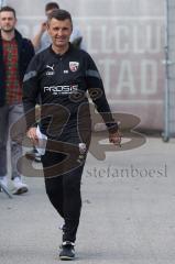 3.Liga - Saison 2022/2023 - FC Ingolstadt 04 -  - Cheftrainer Michael Köllner (FCI) beim ersten Training - Cheftrainer Michael Köllner (FCI) - Foto: Meyer Jürgen