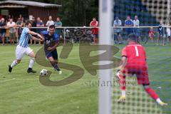 Kreisliga - Saison 2023/2024 - SV Menning  - FC Sandersdorf - Johannes Boyer blau Menning - Manuel Recum weiss Sandersdorf - Marcel Zach Torwart Sandersdorf - Foto: Meyer Jürgen