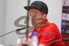 2. Fußball-Liga - Pressekonferenz - Vorstellung Cheftrainer Roberto Pätzold und Manager Profifußball Malte Metzelder - Saison 2021/2022 - FC Ingolstadt 04 - Cheftrainer FCI Roberto Pätzold - Foto: Meyer Jürgen