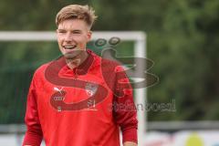 Testspiel; 3. Liga; TSV Berching - FC Ingolstadt 04; vor dem Spiel Benjamin Kanuric (8, FCI)