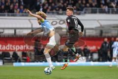 3. Liga; TSV 1860 München - FC Ingolstadt 04; Sebastian Grönning (11, FCI) Zweikampf Kampf um den Ball Verlaat Jesper (4 TSV)