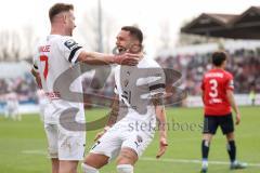 3. Liga; SpVgg Unterhaching - FC Ingolstadt 04; Kopfball Tor Jubel Treffer Pascal Testroet (37, FCI) 0:1, Jannik Mause (7, FCI)