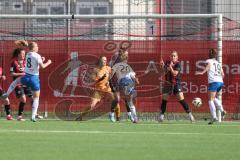 2. Bundesliga Frauen - Saison 2024/25 - FC Ingolstadt 04 Frauen - SC Sand - Way Cecilia #8 Sand - Torwart Anna-Lena Daum (Nr.22 - FCI Frauen) - Kerstin Bogenschütz (Nr.6 - FCI Frauen) - Homann Sanja #19 weiss Sand - Foto: Meyer Jürgen