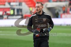 3. Liga; FC Ingolstadt 04 - TSV 1860 München; Torwart Marius Funk (1, FCI) vor dem Spiel