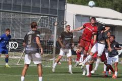 * Testspiel - Saison 2025/26 - FC Ingolstadt 04 - FSV Zwickau - Torwart Jasper Kühn (Nr.1 - FSV Zwickau) - Simon Lorenz (Nr.32 - FC Ingolstadt 04) - Foto: Meyer Jürgen