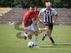 *Bayernliga Nord - Saison 2026/27 - FC Ingolstadt 04 II - FSV Stadeln - Patrick Bachmann (Nr.11 - FCI II) - Leon Stöß rot Stadeln - Foto: Meyer Jürgen