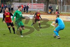 BZL - Oberbayern Nord - SV Manching - SV Kasing -  Benedikt Vollnhals (#9 Manching) - Patrick Lücking Torwart SV Kasing - Foto: Jürgen Meyer