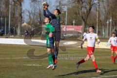 Bezirksliga OBB Nord - SV Manching - FC Schwabing München - Benedikt Vollnhals (#9 Manching) - Minich Sebastian Torwart Schwabing - Foto: Jürgen Meyer