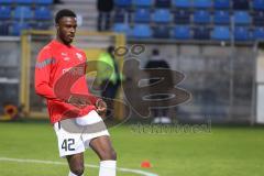 3. Liga; SV Waldhof Mannheim - FC Ingolstadt 04; Donald Nduka (42, FCI) vor dem Spiel