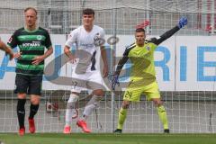 2.BL; FC Ingolstadt 04 - SpVgg Greuther Fürth; Testspiel; Torwart Fabijan Buntic (24, FCI) fordert, Thomas Keller (27, FCI)