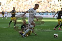 3. Liga - Saison 2024/25 - Alemannia Aachen - FC Ingolstadt 04  - Marcel Costly (Nr.22 - FCI) - Lamar Yarbrough (Nr.25 - Alemannia Aachen) - Foto: Meyer Jürgen