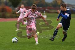 Bezirksliga - Saison 2025/26- TSV Gaimersheim - SpVgg Kammerberg - Nico von Swiontek Brzezinski (Nr.17 - TSV Gaimersheim) - Christof Pihale blau Kammerberg - Foto: Meyer Jürgen