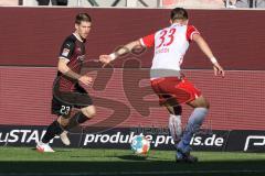 2.BL; FC Ingolstadt 04 - SSV Jahn Regensburg; Denis Linsmayer (23, FCI) Jan Elvedi (33 SSV)