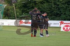 Testspiel - SV Manching - TSV Jetzendorf - Der 1:0 Führungstreffer durch Rainer Meisinger schwarz Manching - jubel  - Foto: Jürgen Meyer