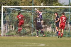 Kreisklasse - Saison 2025/26- TSV Etting - TSV Altmannstein-  - Daniel Weber rot Altmannstein  - Filip Festner Torwart Etting - Johannes Brosig #23  Etting - Foto: Meyer Jürgen