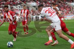 3. Liga - Saison 2023/24 - Rot-Weiss Essen - FC Ingolstadt 04 -  - Draculic Ognjen (Nr.30 - FCI) - Jose Enrique Rios Alonso (#23 Essen) - Nils Kaiser (#18 Essen) - Foto: Meyer Jürgen