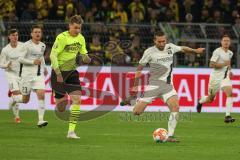 DFB Pokal; Borussia Dortmund - FC Ingolstadt 04; Rico Preißinger (6, FCI) Malen Donyell (21 BVB)