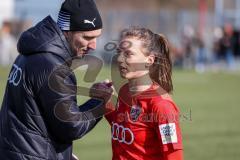 2. Frauen-Bundesliga - Saison 2021/2022 - FC Ingolstadt 04 - Eintracht Frankfurt II - Reischmann Stefanie (#21 FCI) - Geitner Tom Athletic Trainer - Foto: Meyer Jürgen