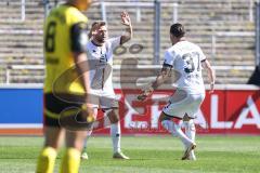 3. Liga; Borussia Dortmund II - FC Ingolstadt 04; Tor Jubel Treffer Pascal Testroet (37, FCI) Yannick Deichmann (20, FCI)