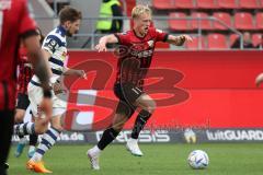 3.Liga - Saison 2022/2023 - FC Ingolstadt 04 -  MSV Duisburg - Tobias Bech (Nr.11 - FCI) - Foto: Meyer Jürgen