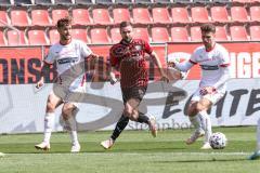 3. Liga - FC Ingolstadt 04 - FSV Zwickau - Drinkuth Felix (7 Zwickau) Marc Stendera (10, FCI) Möker Yannik (27 Zwickau)