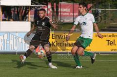 Kreisliga - SV Manching II — FC Fatih Spor Ingolstadt -  Ramazan Kurnaz schwarz Fatih Ingolstadt - Josef Huber weiss Manching - Foto: Jürgen Meyer