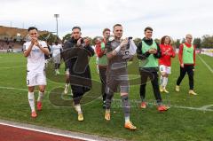 3. Liga; VfB Oldenburg - FC Ingolstadt 04; Spieler bedanken sich bei den Fans, Ehrenrunde, Dominik Franke (3 FCI) Patrick Schmidt (9, FCI) Torwart Marius Funk (1, FCI) Maximilian Neuberger (38, FCI) Torwart Markus Ponath (40, FCI) Tim Civeja (8, FCI) Tobi