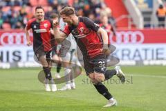 3. Liga; FC Ingolstadt 04 - FC Viktoria Köln; Tor Jubel Treffer Simon Lorenz (32, FCI) 1:0